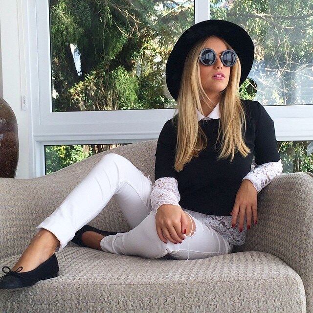 A beldade chama atenção por onde passa