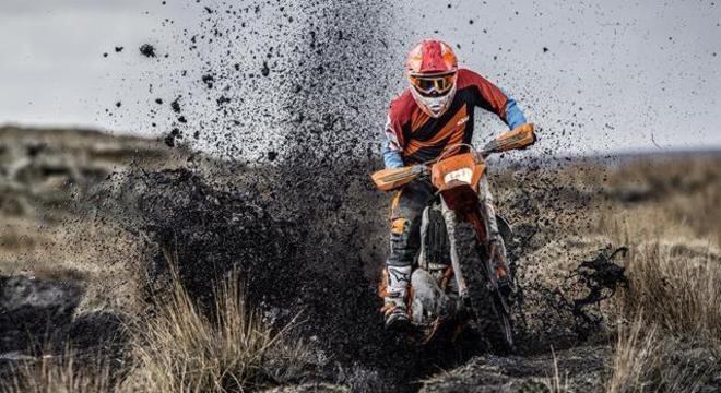 Quando se fala em esporte a motor de duas rodas, impossível não pensar na KTM