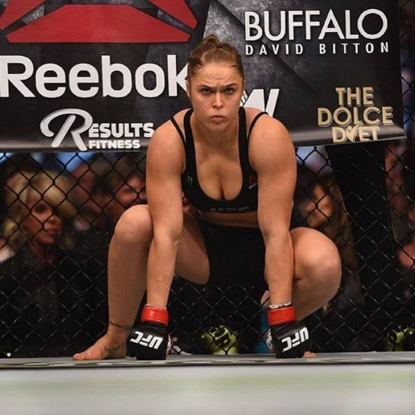 Ronda Rousey era a rainha do UFC até perder o cinturão do peso galo para Holly Holm