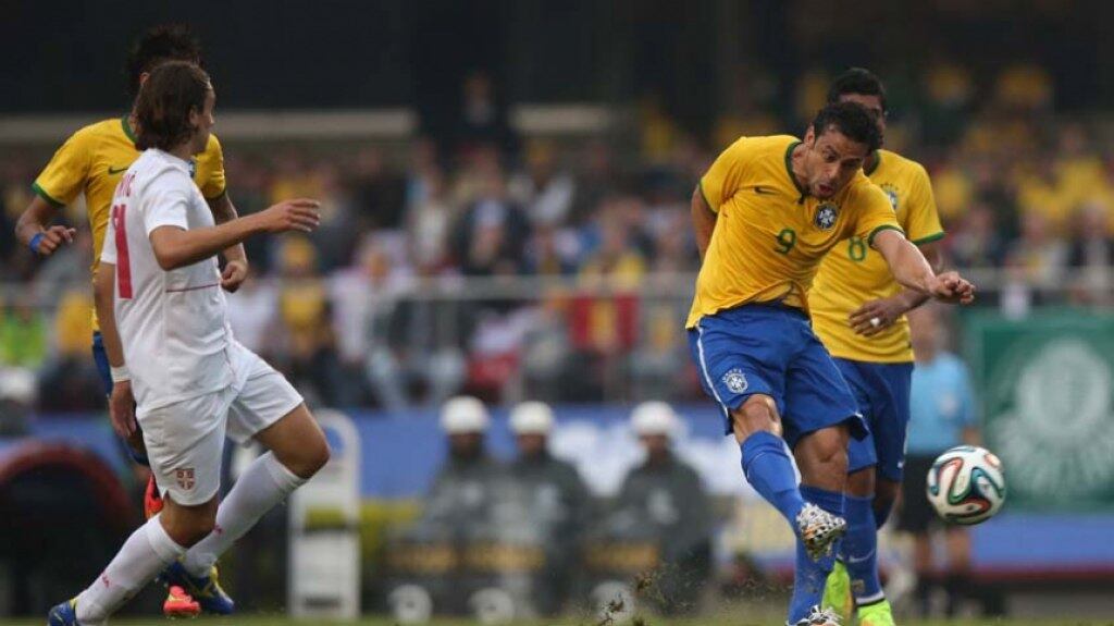 Brasil 1 x 0 Sérvia - 6/6/2014 - O último jogo da Seleção no Morumbi foi em amistoso preparatório para a Copa de 2014, com vitória magra de 1 a 0, gol de Fred