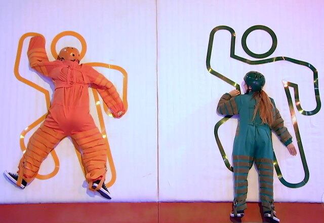 No último duelo, por conta da saída de Serginho, os Ninjas tiveram que escolher um adversário para doar 14 pontos e não precisar fazer a prova. Por estratégia, escolheram Maurren. Os competidores precisavam pular e grudar numa parede, tentando preencher da melhor forma possível o contorno da imagem que ali estava. Dhomini, Flávio, Gui Santana e Richarlyson venceram o desafio do Carimbo Humano