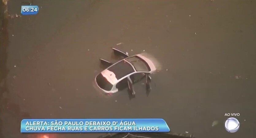 Cidade de São Paulo amanheceu com alagamentos