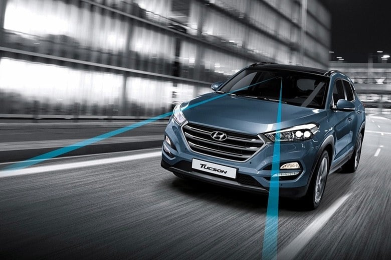 A expectativa é de que o grupo Hyundai-CAOA, representante da linha de importados da marca sul-coreana, importe as primeiras unidades do novo Tucson ainda em 2015. Por enquanto, não há previsão de o modelo ser montado na fábrica de Anápolis, onde atualmente são produzidos o velho Tucson e sua geração atual, o ix35