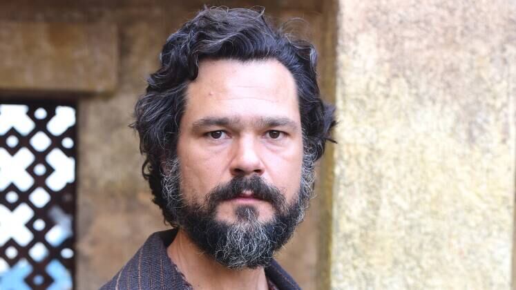 Mateus foi um dos últimos apóstolos a ser chamado por Jesus. O ator Gabriel Gracindo contou que a cena era muito aguardada pelos atores e emblemática para os personagens. ''Este é o momento em que a gente fecha nosso núcleo [dos apóstolos]. Então, teve um carinho especial e também rolou uma emoção nossa de olho no olho, de troca, que nós já temos. Esta parceria é cada vez mais forte, o que as pessoas assistem na televisão é o que realmente está acontecendo'', afirma.  