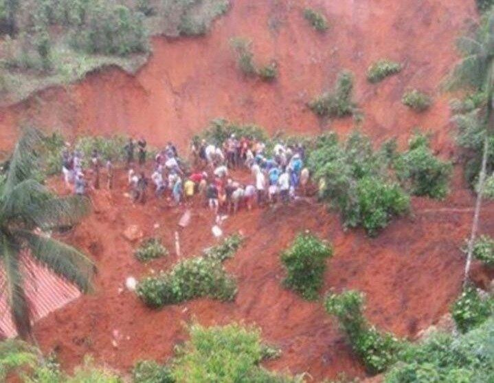 Casa fica soterrada em Brejetuba. Equipes de resgate tentam chegar ao local para socorro às vítimas