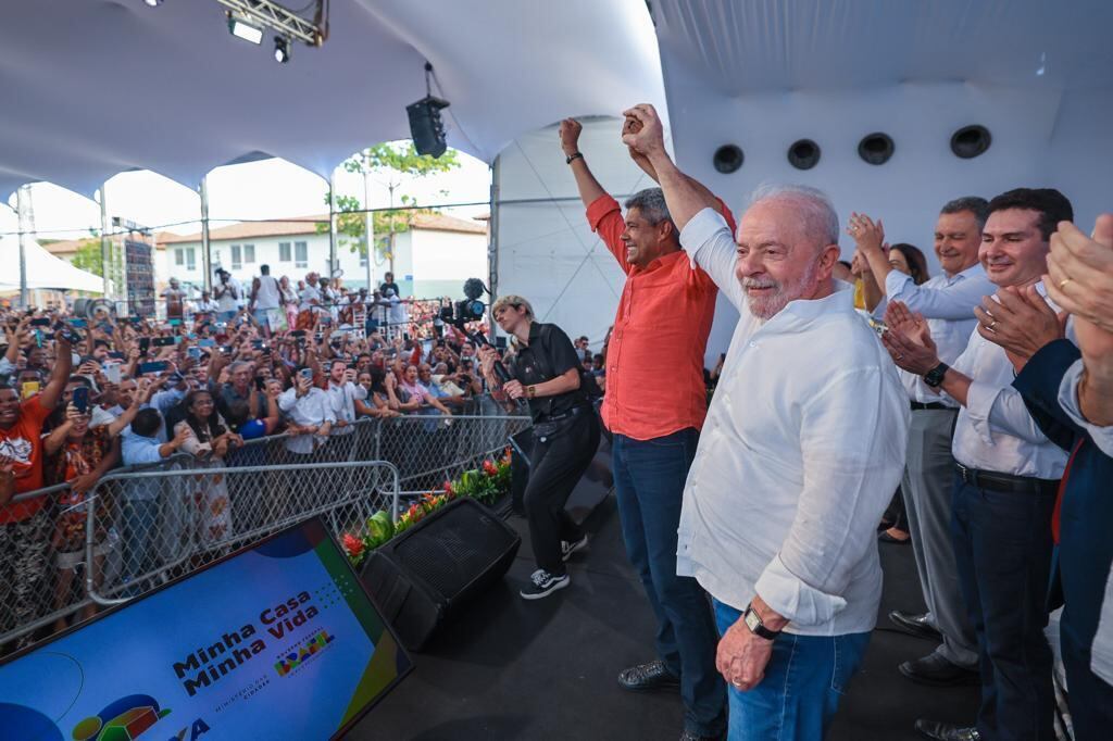 Lula estava na Bahia em lançamento de programa de governo e não participou da festa do partido