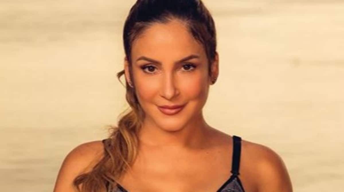 Claudia Leitte mostrou parte do enxoval da filha