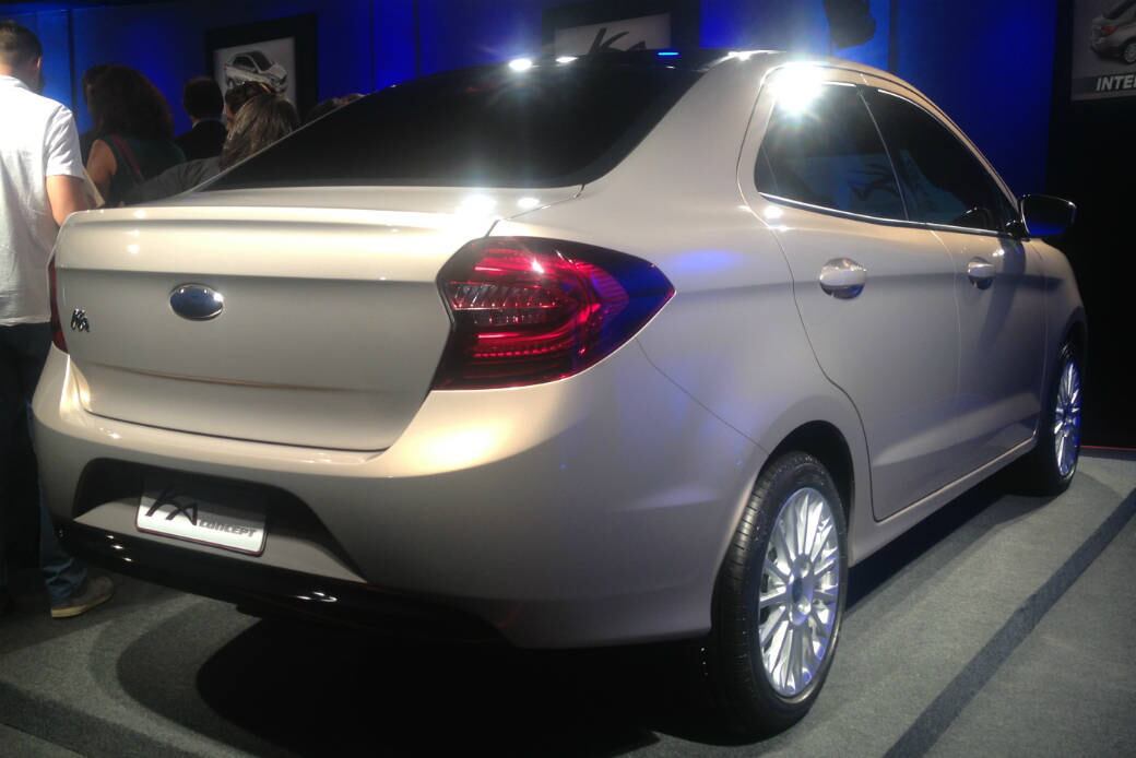 Na Índia, o Ka sedan foi apresentado como Figo Concept, mesmo nome utilizado pelo velho Fiesta, que no Brasil usa o sobrenome Rocam (em referência à família de motores 1.0 e 1.6 Zetec RoCam flex).

Visualmente, o Ka sedan mantém o mesmo estilo do novo Ka (hatch) revelado no Brasil em novembro de 2013. Global, o modelo usa plataforma derivada do New Fiesta e será comercializado em vários países pelo mundo

Saiba tudo sobre carros! Acesse R7.com/carros
