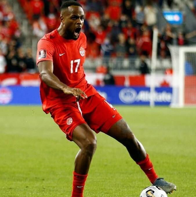Cyle Larin, do Canadá, o artilheiro da Concacaf, 11 gols