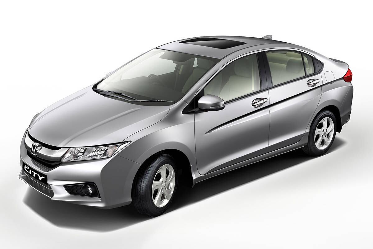 Renovado na Ásia em 2013, a nova geração do City herdará todas as renovações promovidas no Fit, que englobam desde a carroceria ao powertrain, além de novos conteúdos. Assim como o hatch, o sedã deve oferecer novidades como central multimídia e o câmbio CVT (continuamente variável)