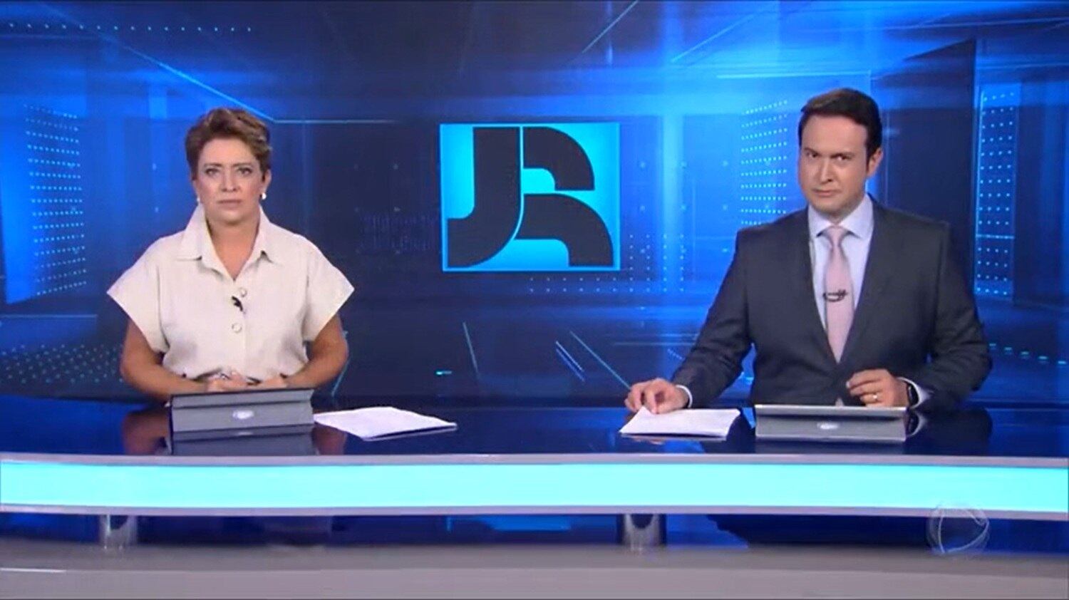 Christina Lemos e Eduardo Ribeiro na bancada do JR