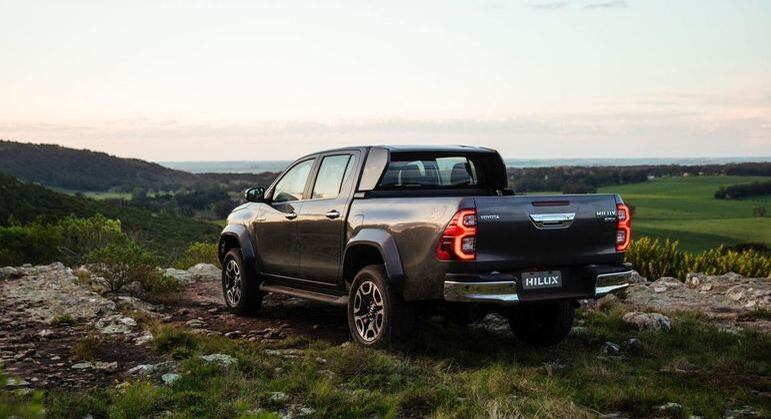 Traseira com novo detalhe aerodinâmico que reduz o efeito da turbulência