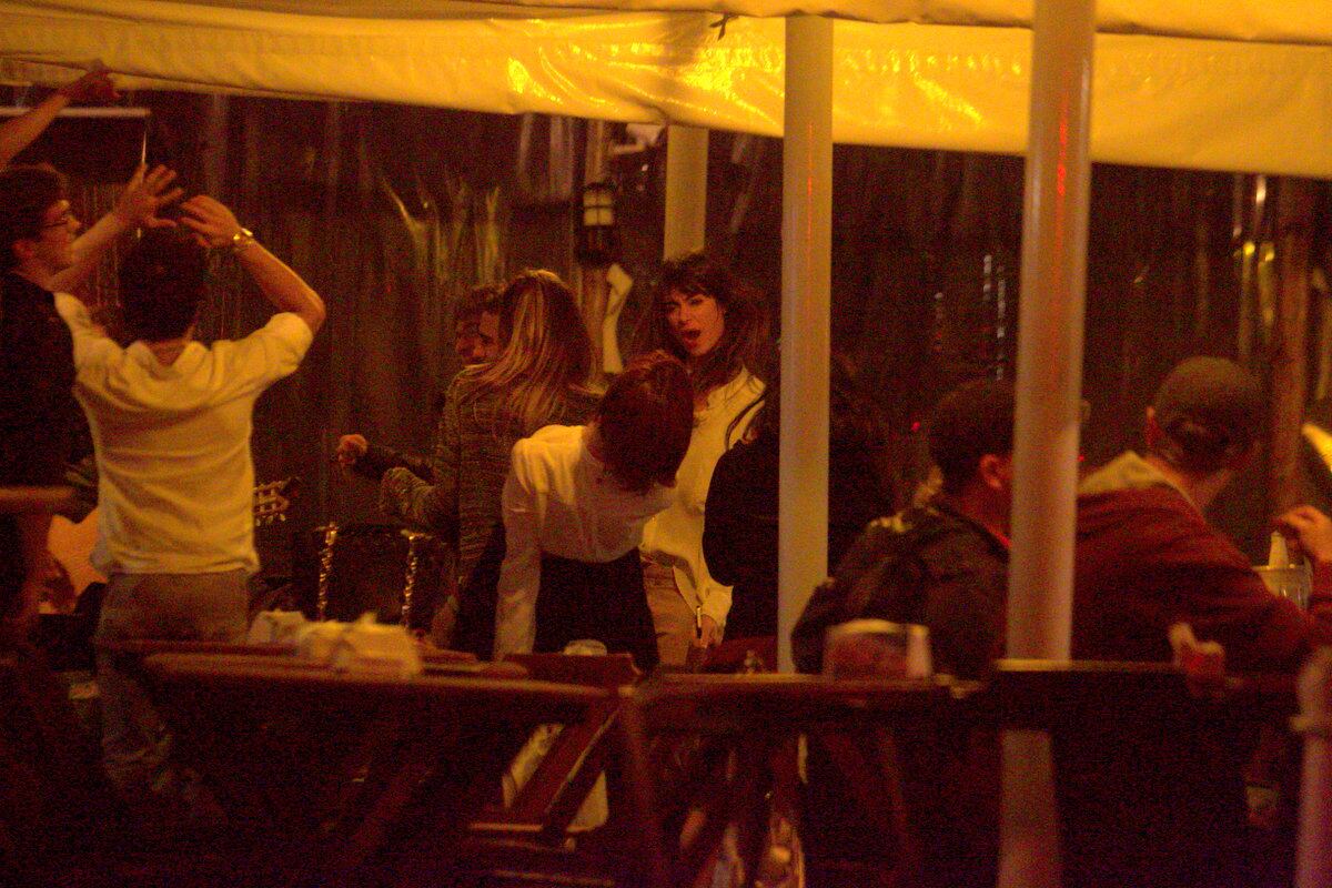 As celebridades estavam bem felizes