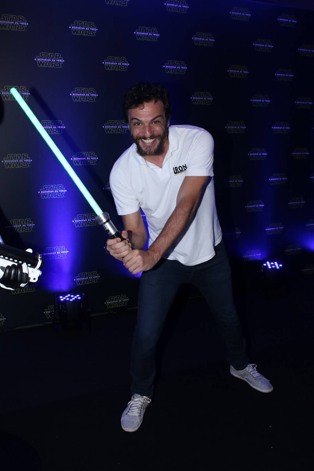 Famosos vão a pré-estreia de Star Wars - O Despertar da Força, em São Paulo

