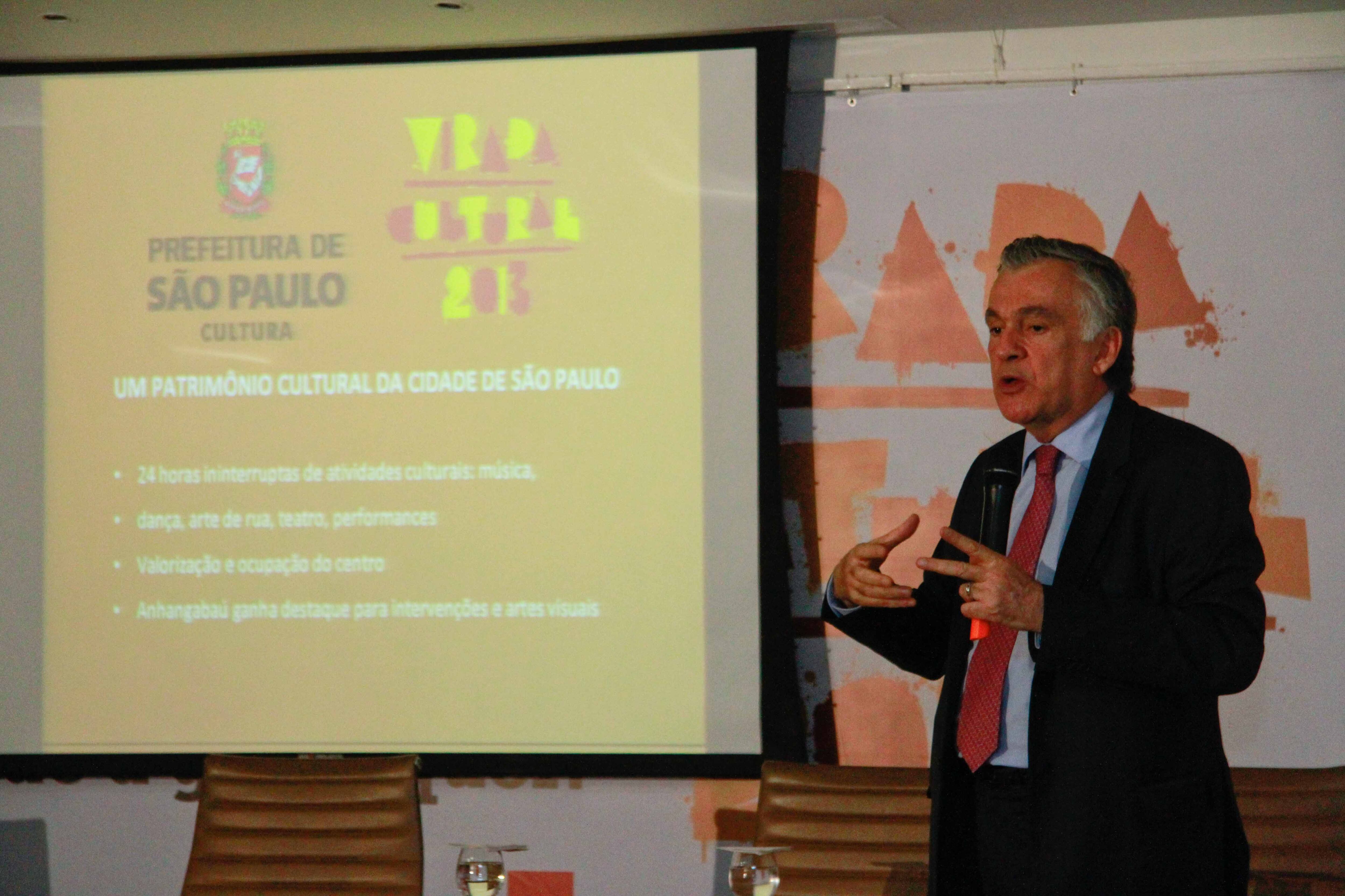 Secretário municipal de Cultura, Juca Ferreira, falou sobre a programação e importância da Virada Cultural para a cidade