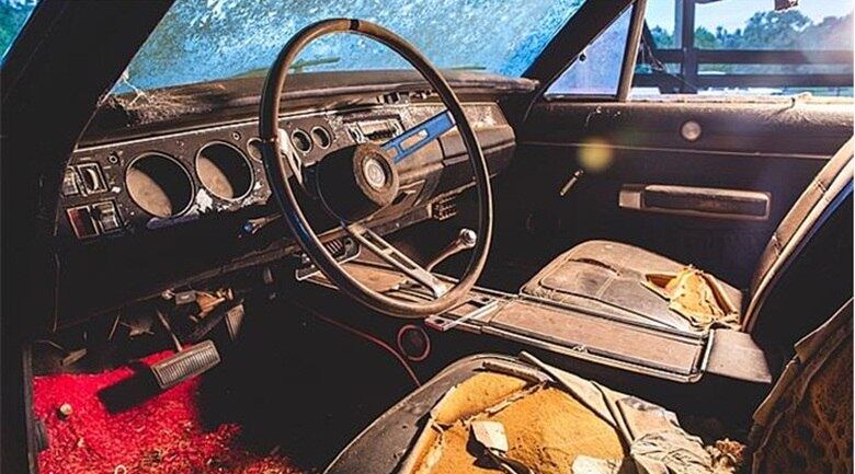 A partir daí, começaram a surgir algumas soluções aerodinâmicas para o Dodge Charger (na configuração Daytona)