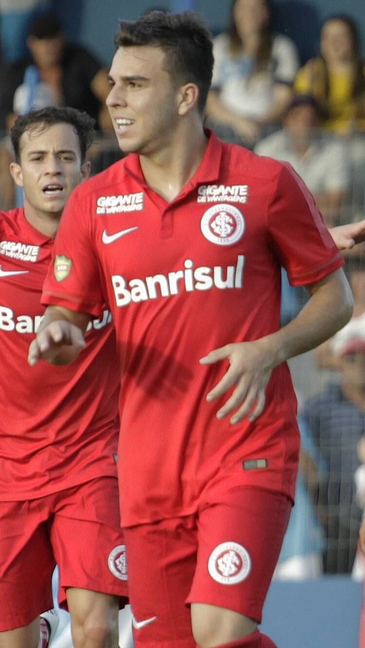 Andrigo
Posição: Meio-campista
Clube: Internacional
Idade: 21 anos