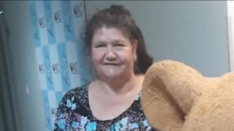 O Cidade Alerta continua acompanhando o caso de Dona Maria, de 65 anos, que está desaparecida desde maio. Ela morava em Tapiraí, no interior de São Paulo, com o marido Darci. O casal têm três filhos, que agora brigam entre si para encontrar a mãe, e um deles acredita que o pai possa ser culpado pelo sumiço. Entenda! 