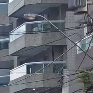 Local teve rachadura gigante no primeiro andar