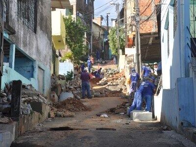 Pelo menos 1 milhão de litros de água foram disviados por mês
