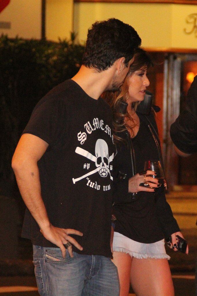 O gato conquistou o coração de Sabrina Sato