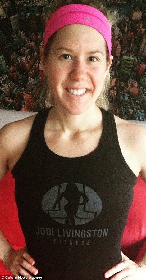 E o preconceito, assim como em relação aos obesos, pode ser um forte obstáculo.
— A comunidade de fitness é muitas vezes considerada como muito superficial, mas para ser honesta é um um grande suporte e carrega uma atmosfera social muito positiva
Sue Lasmar revela sua dieta para manter o corpo perfeito