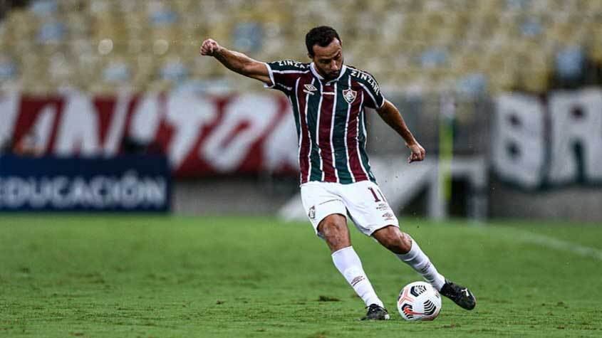 Nenê (40 anos) - Meio-campista do Fluminense - Valor de mercado: 750 mil euros - Perdeu espaço e possui futuro incerto.