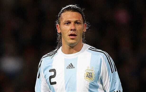 Zagueiro argentino quer um "Messi" no setor