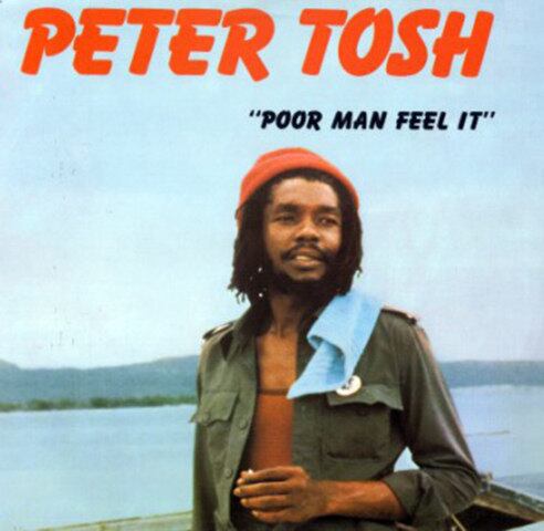 Peter Tosh - O cantor tinha 42 anos e havia acabado de ganhar um Grammy por seu disco de reggae quando foi morto pela gangue de Dennis Leppo, ex-presidiário que ele havia ajudado na busca por emprego. Leppo foi condenado a prisão perpétua.