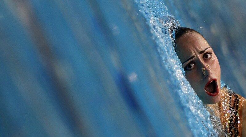 A ucranina Anna Voloshina faz uma apresentação de nado sincronizado solo no Campeonato
Europeu de Esportes Aquáticos em Berlim, na Alemanha