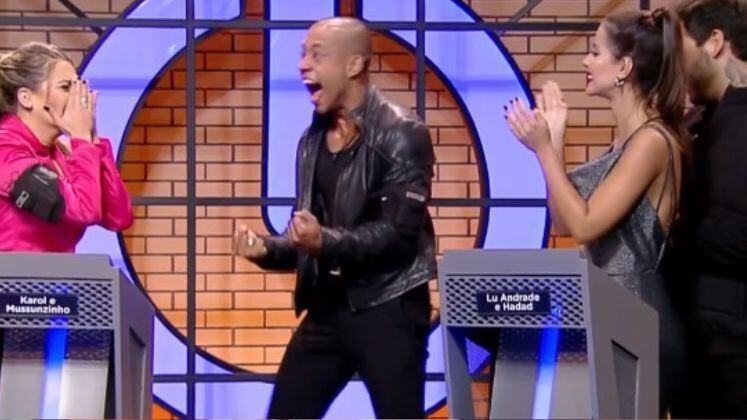 A primeira volta da DR de Karol e Mussunzinho também foi só emoção! Eles definiram a última berlinda da temporada, com Luana e Hadad, e garantiram o último lugar na final do reality.

Sob o comando de Adriane Galisteu, a grande final do Power Couple Brasil 6 acontece nesta quinta (14), às 22h45, na Record TV. Acesse o PlayPlus e fique por dentro de tudo o que rola no reality de casais.
