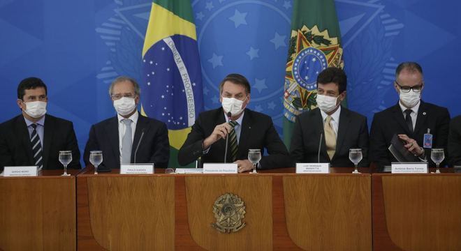 Ministro da Saúde defende que eleições municipais de outubro sejam adiadas