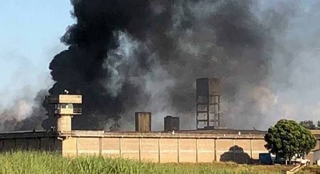 Motim em Lucélia (SP) teve início na tarde da quinta-feira (26)