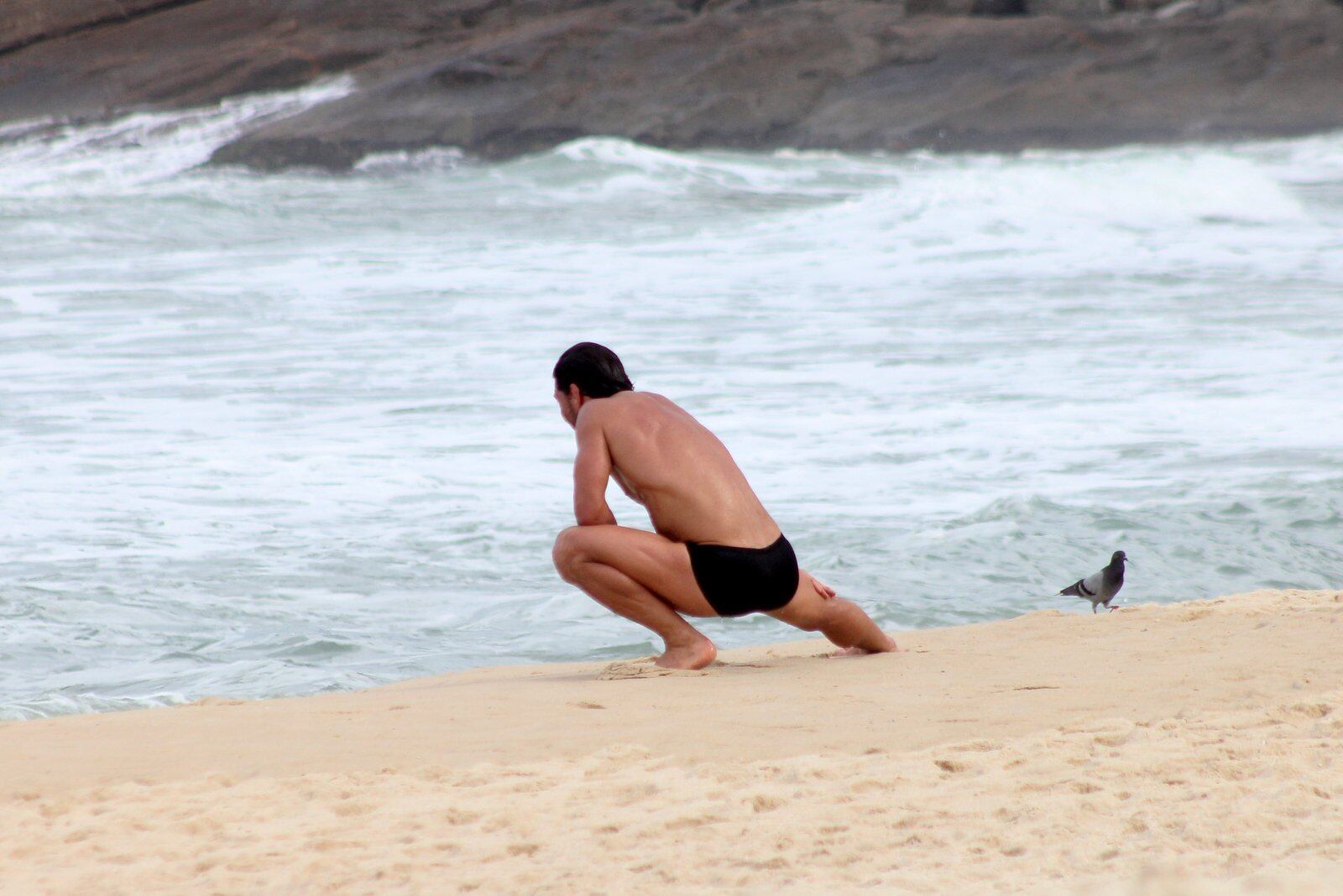 Flávio Canto se exercita na orla da praia da zona Sul do Rio, Rio de Janeiro