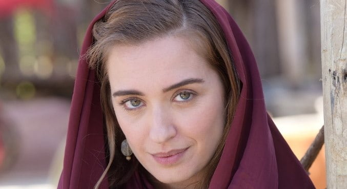 Zeruia (Juliana Boller) tem uma trajetória marcada por sofrimento na superprodução Reis