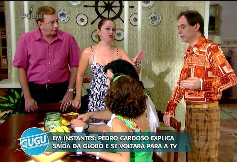 1. O fim do seriado
Pedro revelou que aceitou o fim da série, sem problemas.
— Eu acho que as coisas têm que durar o tempo que elas têm que
durar. Eu não me arrependo de A Grande Família ter acabado. Eu não fui contra
acabar. Houve um certo consenso de que nós tínhamos estado no ar bastante tempo...
Você tem que parar quando você ainda deixa saudade!