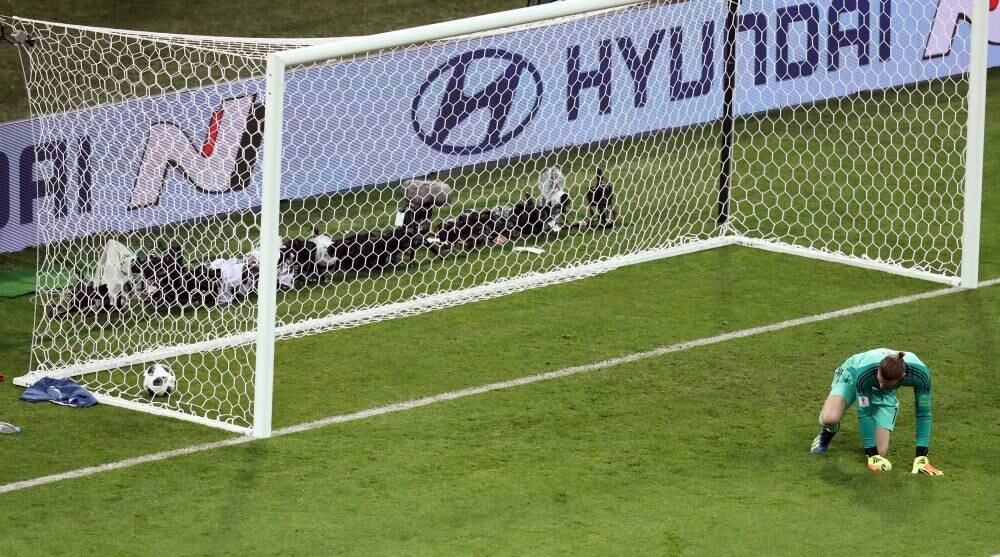 De Gea, em Portugal 3 x 3 Espanha


Cristiano Ronaldo brilhou na primeira partida dos portugueses na Copa, mas contou com uma ajudinha do goleiro espanhol