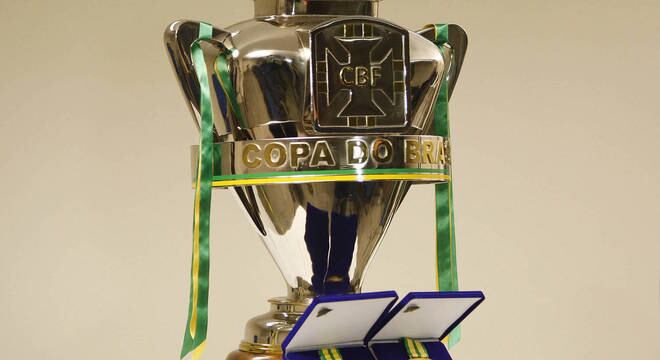 Copa do Brasil vai ter jogos das oitavas um dia depois da Copa do Mundo