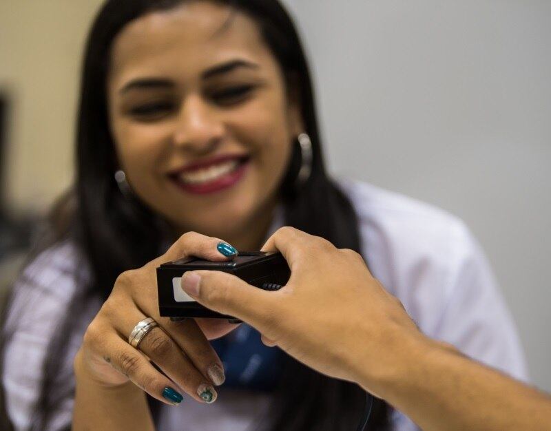 Eleitores aguardaram horas para fazer cadastro biométrico em Guarulhos