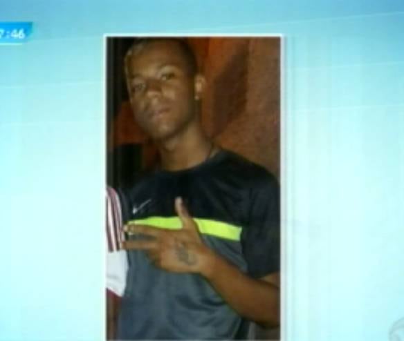 Rapaz era dono de um bar na comunidade, segundo familiares
