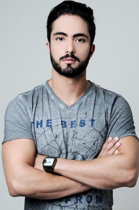 Não é só no Facebook que os barbudos têm feito sucesso. As agências de modelos do DF também têm apostado neles em seus catálogos profissionais. É o caso do modelo e médico Marcus Castro, de 34 anos