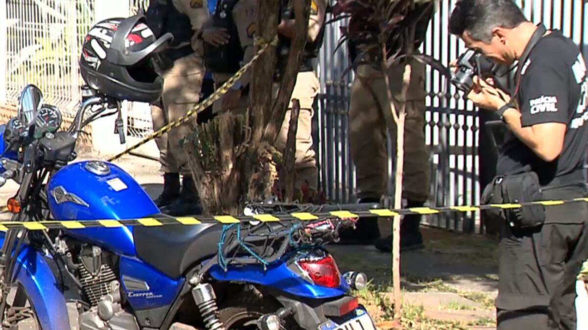 A perícia da Polícia Civil esteve no local