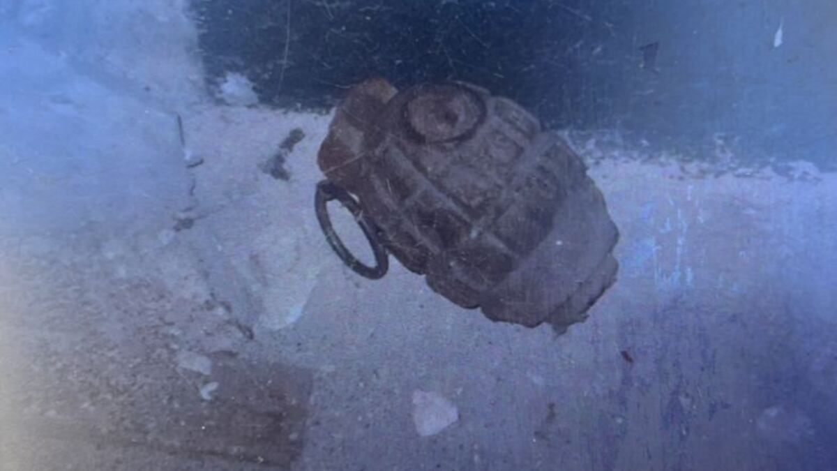 Artefato foi encontrado na manhã desta quarta-feira (16); equipes especializadas estiveram no local e já liberaram o edifício