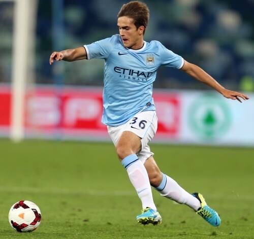 O atacante Denis Suárez foi revelado pelo Celta e passou pelas categorias de base do Manchester City (foto), antes de reforçar o Barcelona B. Destaque da equipe na Segunda Divisão espanhola, ele também deve ser chamado por Tata Martino para fazer companhia a Messi, Neymar e companhia