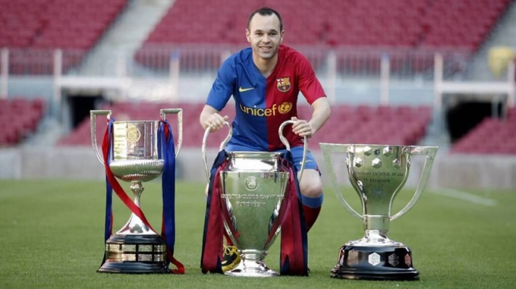 Iniesta também conquistou quatro taças da Champions com a camisa do Barcelona