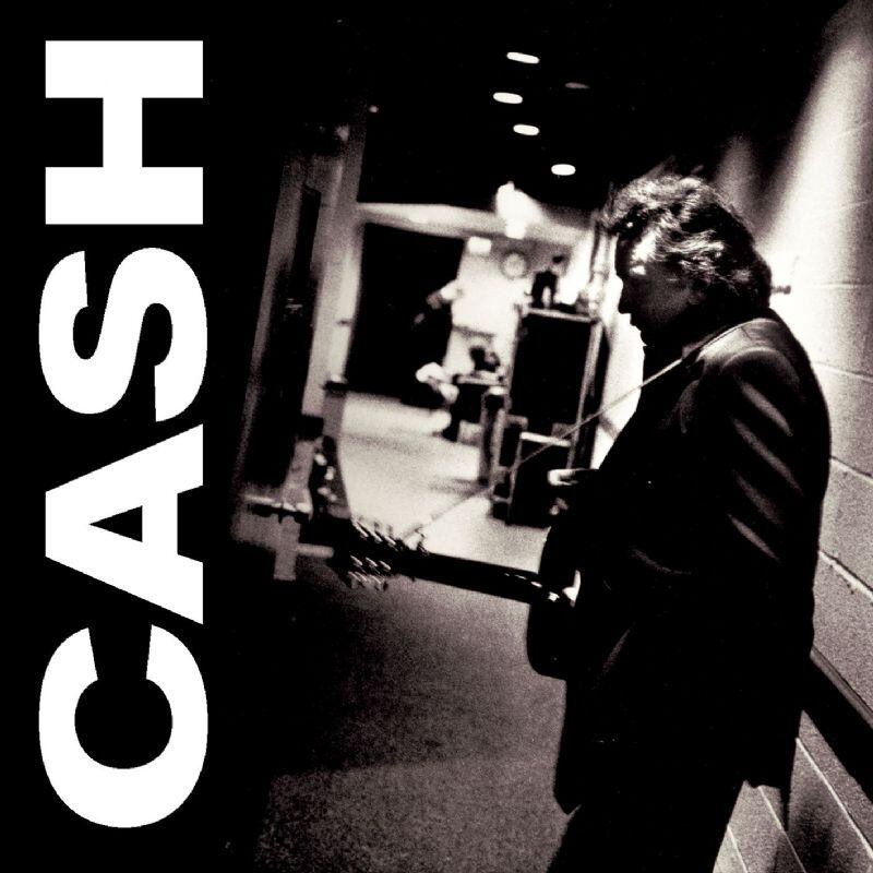 Johnny Cash - American III: Solitary Man

"Dignidade em forma de disco. Todos os velhos do mundo deveriam ouvir essa obra"

