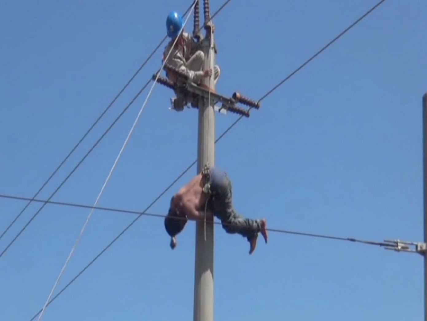 China, poste, eletrocutado