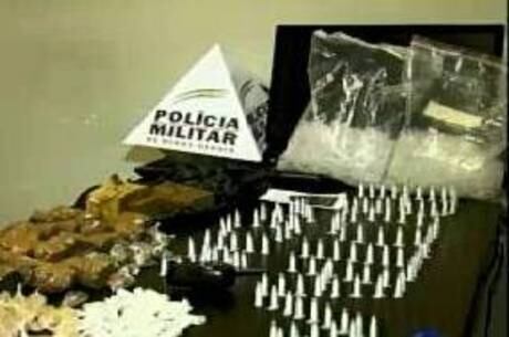 Todo material apreendido com o casal