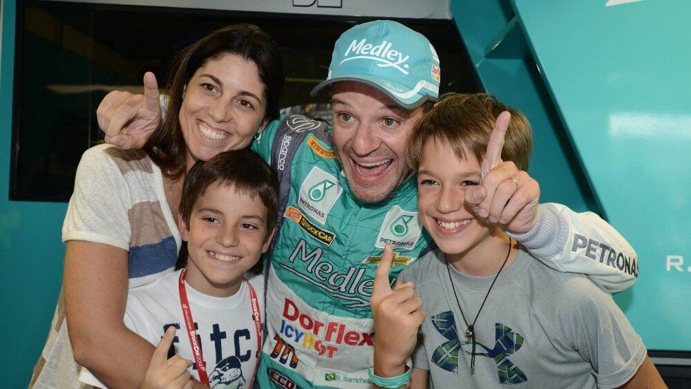 Rubinho comemorou demais o título ao lado da família