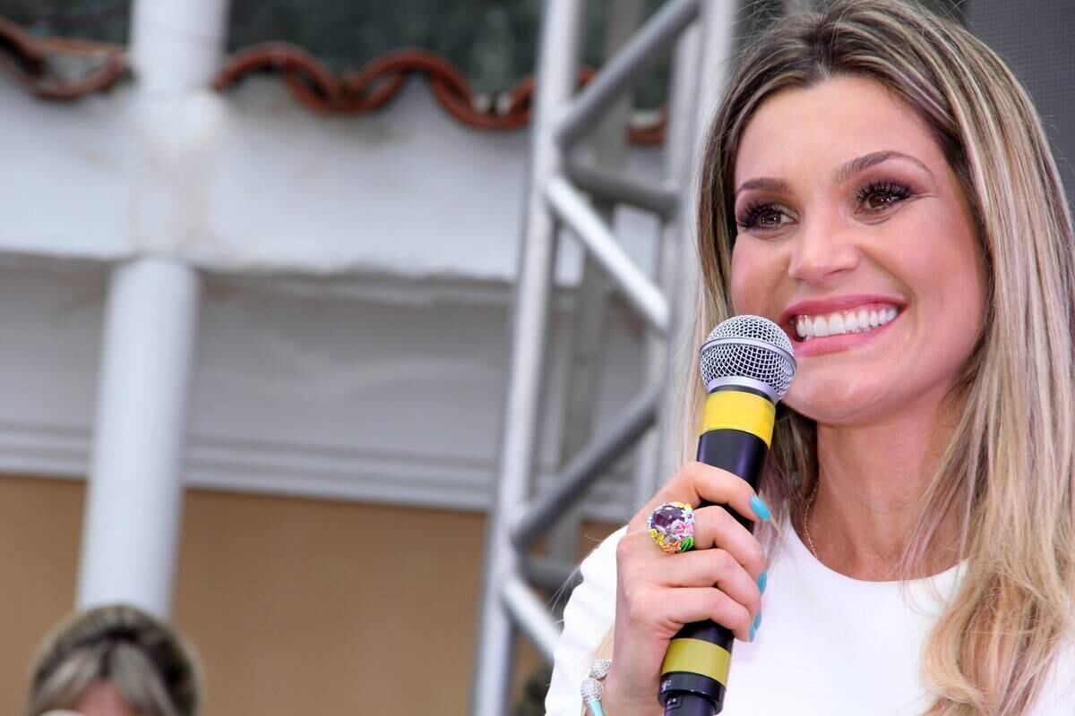 O dinheiro recebido pela atriz é o suficiente para comprar 250 smartphones de última geração
